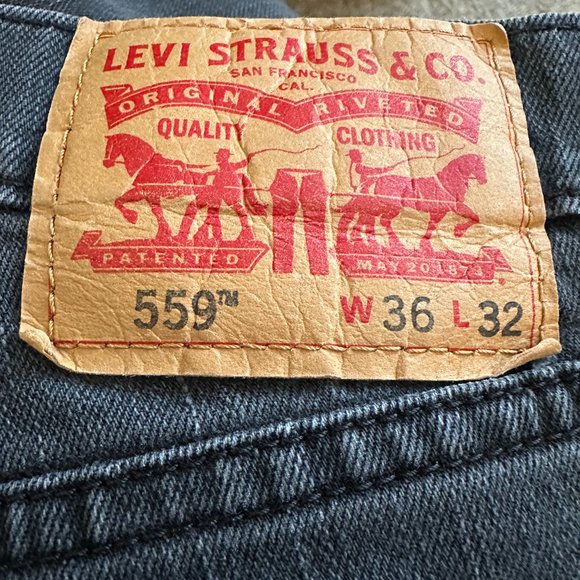 LEVI MENS 559 BLACK JEANS SIZE 36 X 32 #139 - Picture 4 of 4